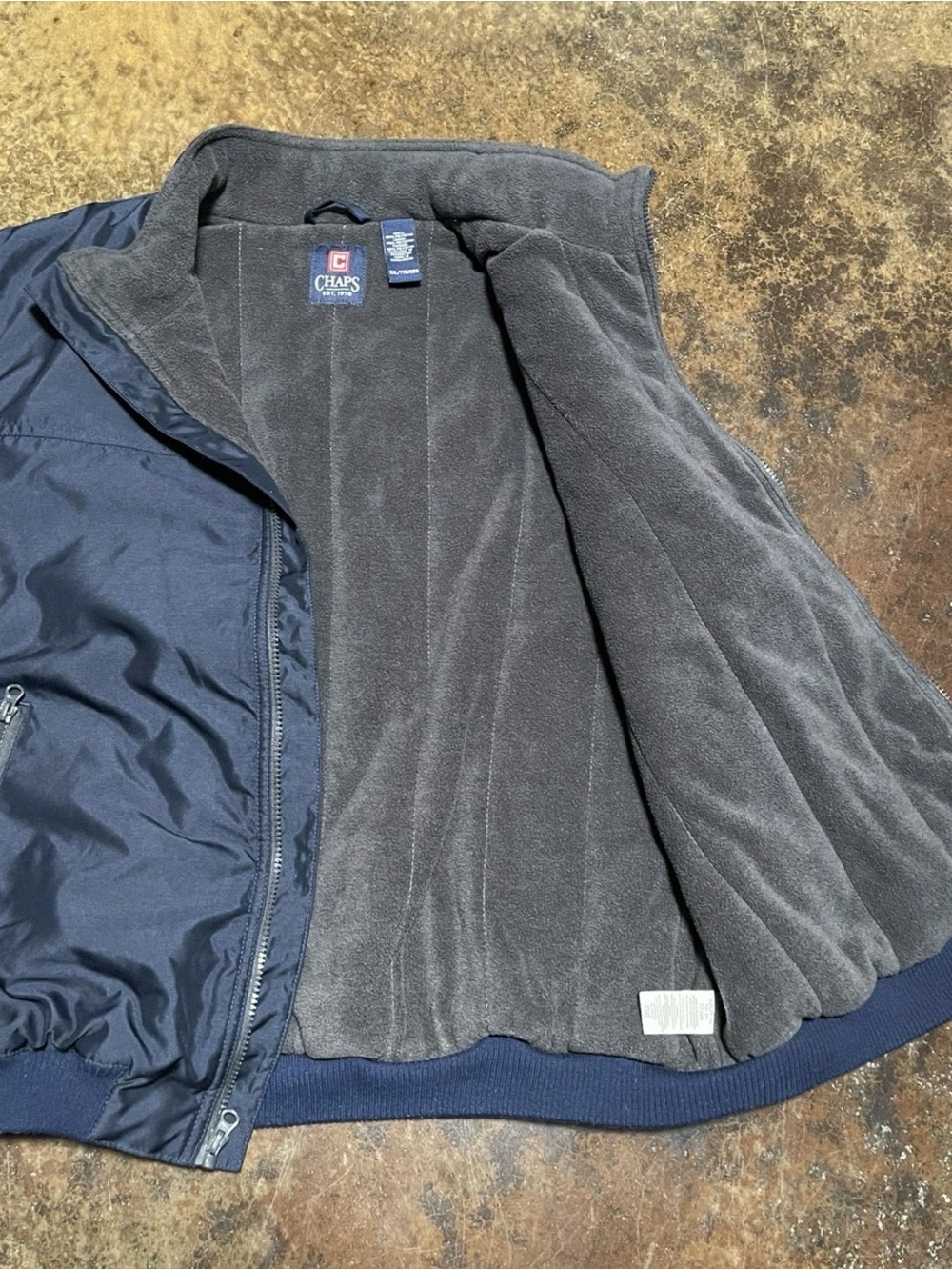 Chaps Men’s Navy and Gray Fleece-Lined Vest